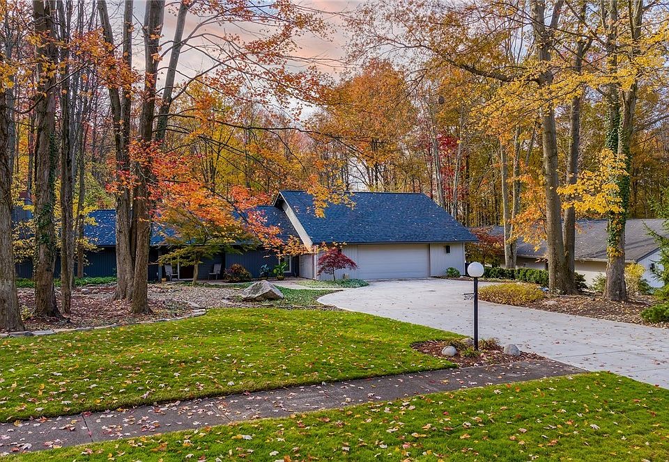 1st image of 21791 Meadows Edge Ln