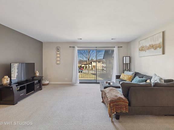 5th image of 4829 W 109th St #8-201