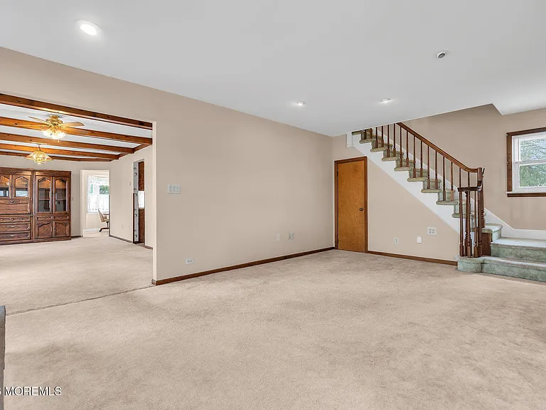 501 Cable Ave — Photo 11