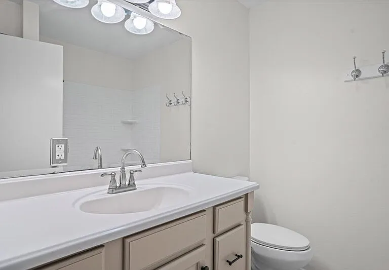 7603 Brookhollow Cv — Photo 20