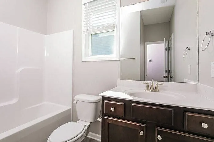 257 E Wilson St — Photo 13