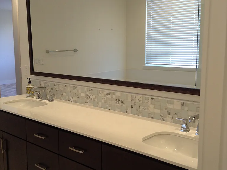 413 Wayland Loop — Photo 31