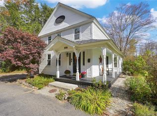 568 Storrs Rd, Mansfield, CT 06250