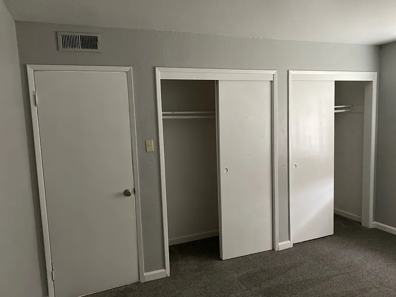 Fourplex in Northrop Estates! — Photo 4