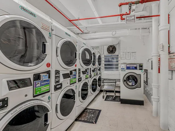 525 West 236th Street image 15 of 17