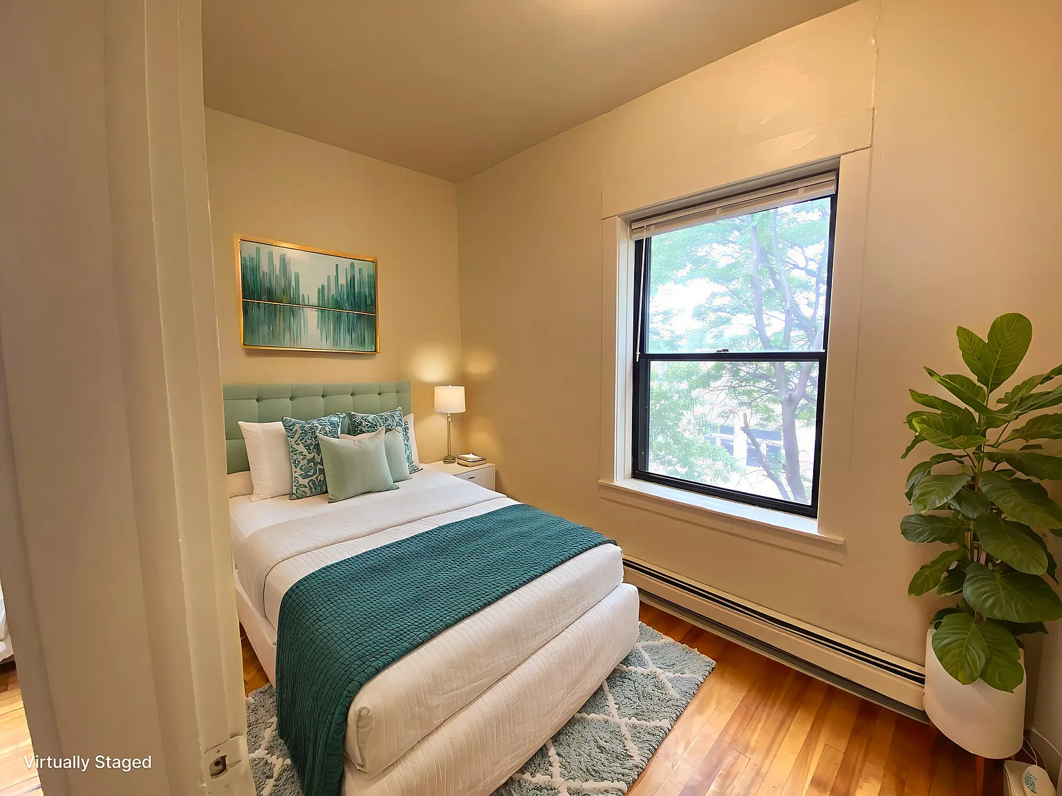2 bed, $1,300 — Photo 2