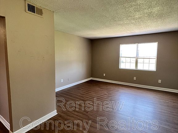 3rd image of 1401 Meeks St #D8
