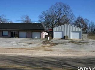 13878 Natchez Trace Rd, Lexington, TN 38351