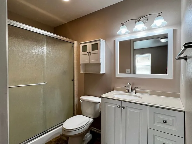 1006 S 91st Ave #2 — Photo 13