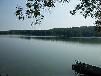 3rd image of 133 W Lakeshore Dr