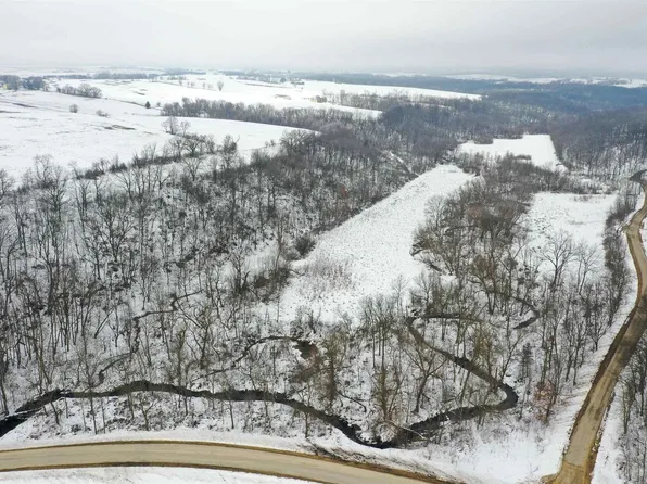 25 +/- Acres Aavang Road, Blue Mounds, WI 53517