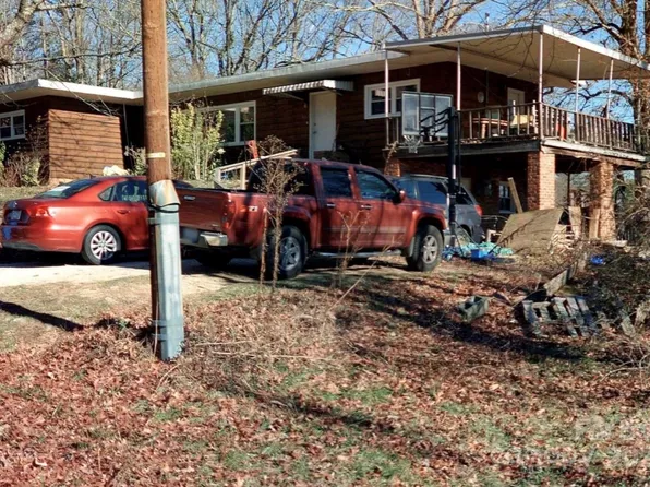 155 Oak Ter, Arden, NC 28704