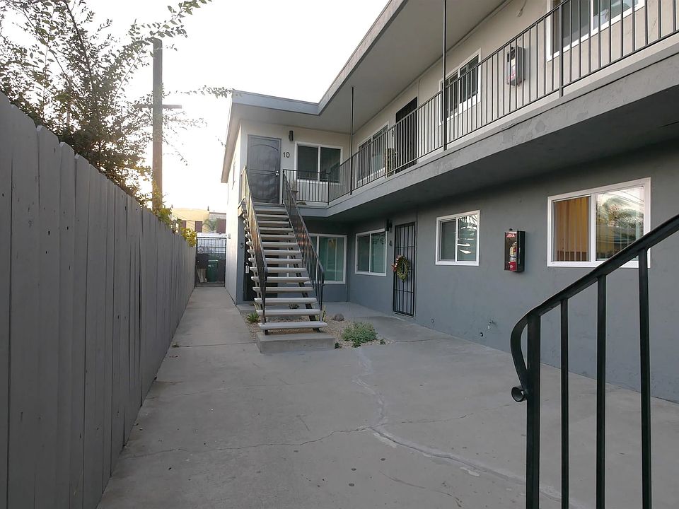 2nd image of 4020 38th St