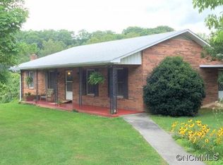 21 Smith Rd, Leicester, NC 28748