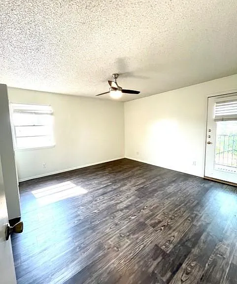 1226 N Lbj Dr #3 — Photo 12