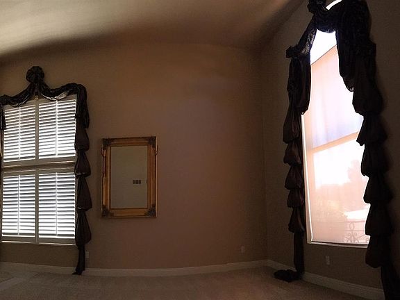 5th image of 12637 Mann St