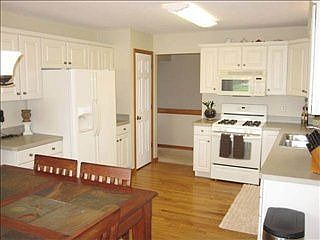 3rd image of 19329 Country Creek Ct