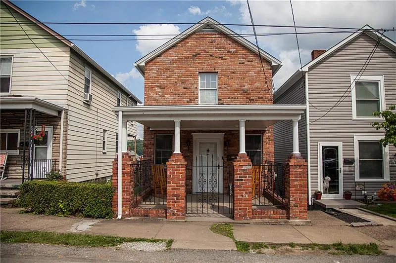 78 Kenric Ave photo 1