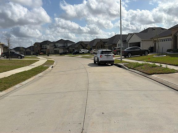 4th image of 7954 Cattlewood Pass