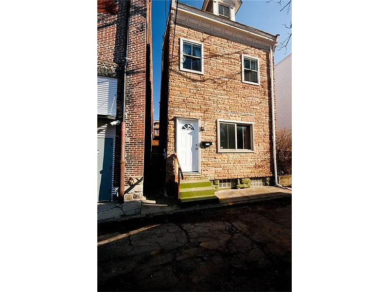5144 Kent Way photo 1
