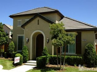 3880 Heritage Ave, Clovis, CA 93619