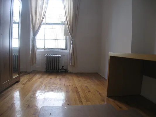 Rented by DSA Realty | media 38