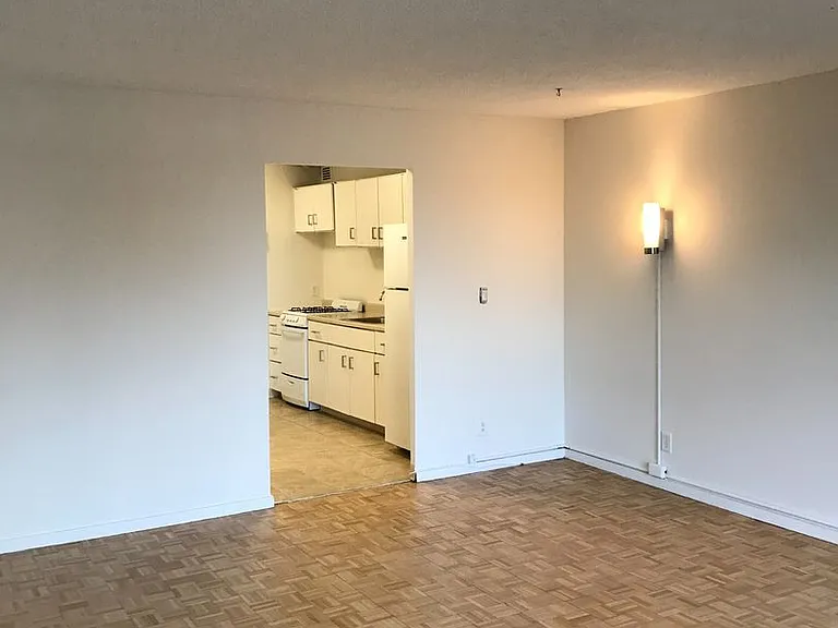 44 Washington St #513 — Photo 1