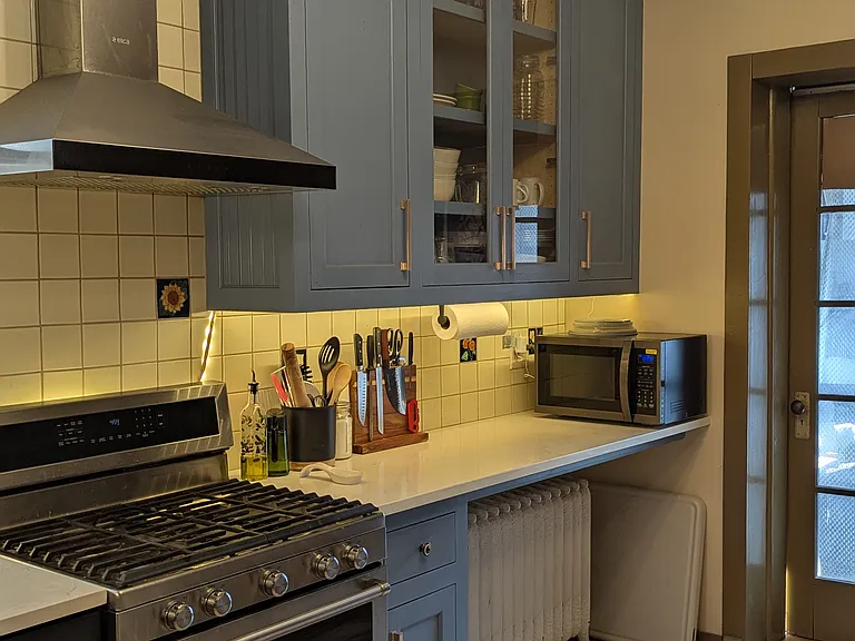 2644 N Harding Ave #1 — Photo 10