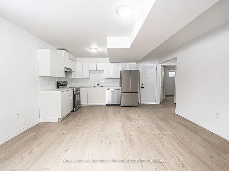 9 Kestrel Ct #LOWER — Photo 2