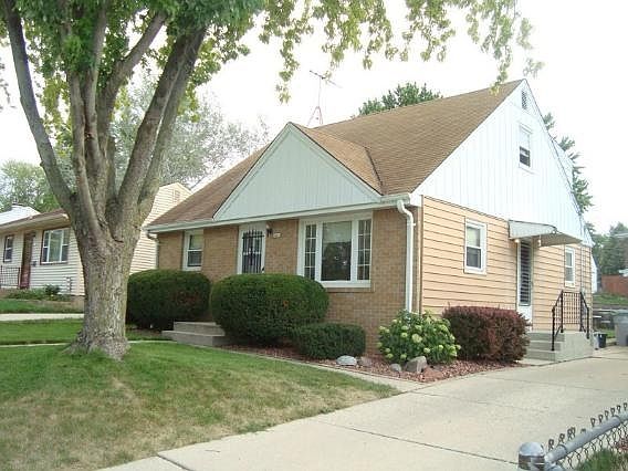 1st image of 3414 N 99th St