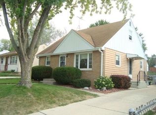 3414 N 99th St, Milwaukee, WI 53222