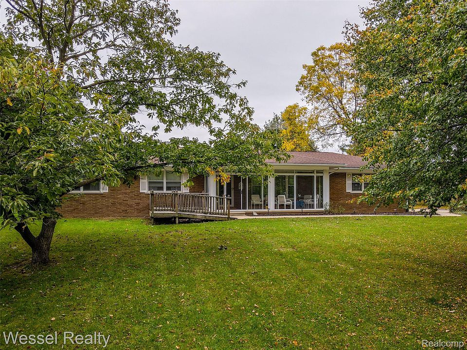 2675 Mckail Rd, photo 6