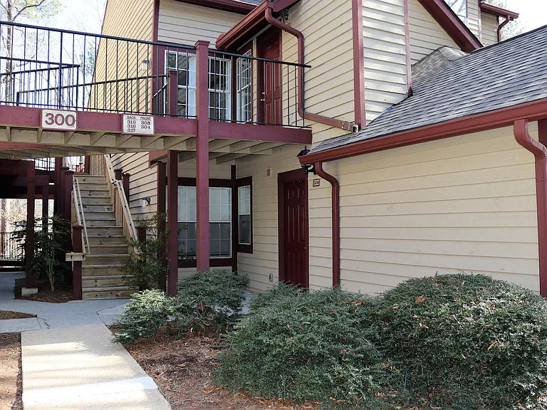 304 Hawkstone Way — Photo 2
