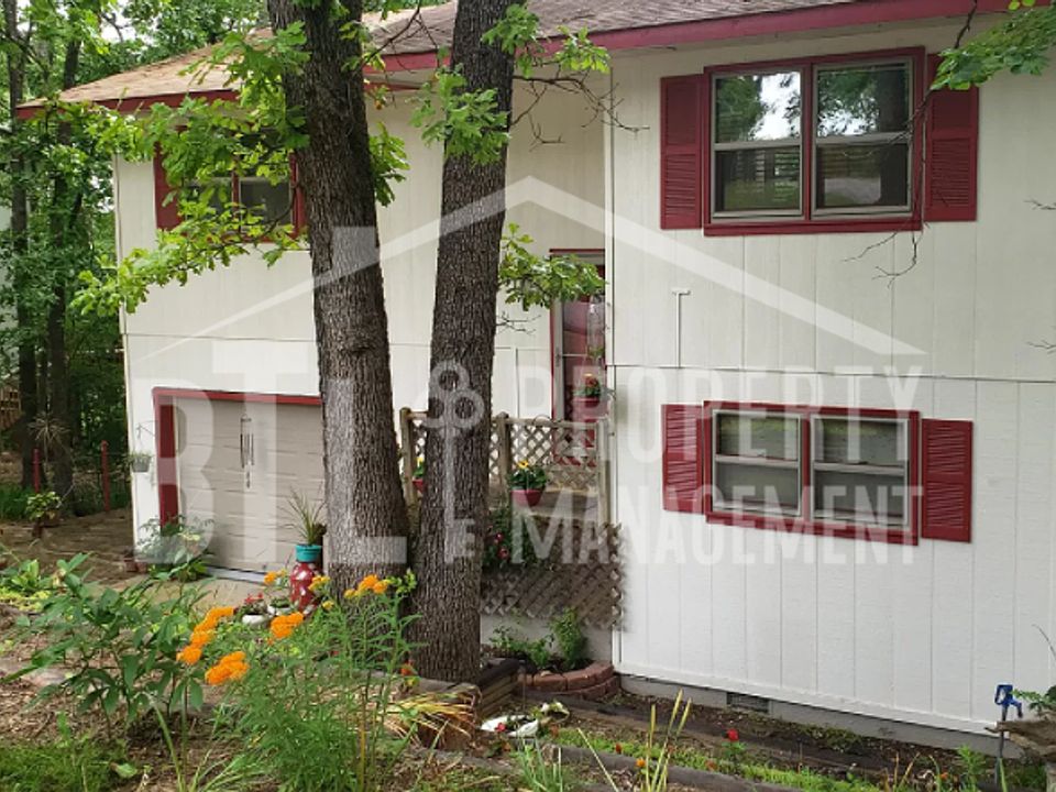 2nd image of 314 Truman Dr