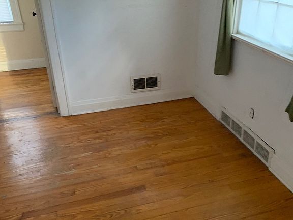 5th image of 511 S Illinois St
