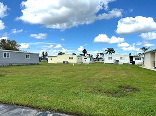 626 La Sala #407, North Pt, FL 34287