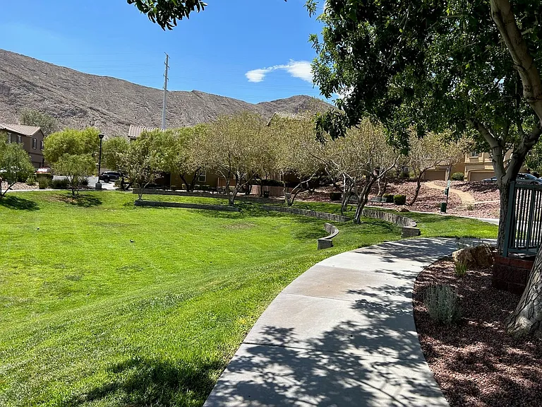 10603 Gibbous Moon Dr — Photo 42