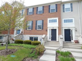 158 Jackson St, Gilberts, IL 60136