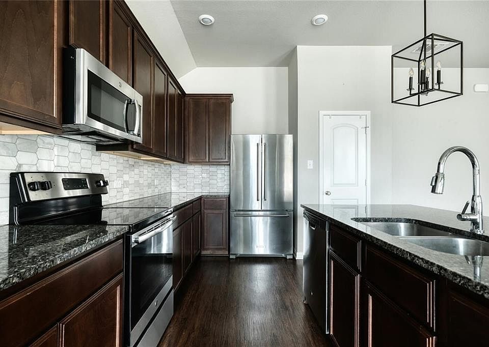 1st image of 1318 Lilac Ledge Dr