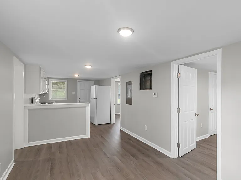 111 Five Mile Rd — Photo 5