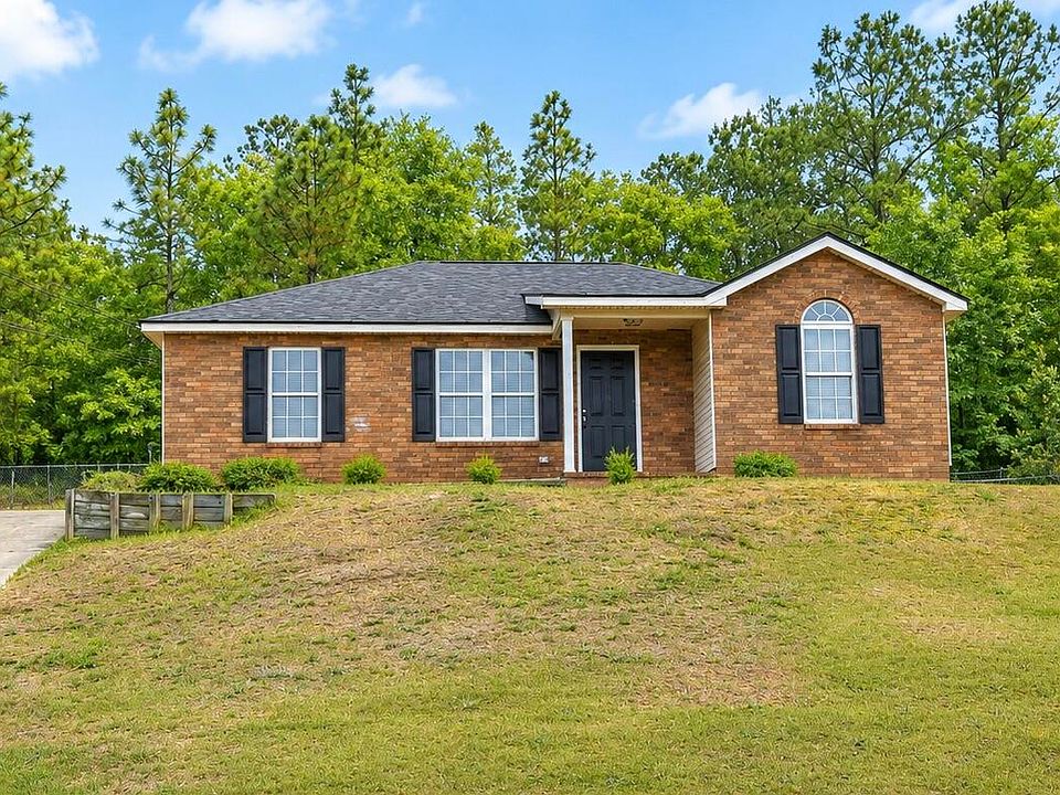 1st image of 2822 Cranbrook Drive