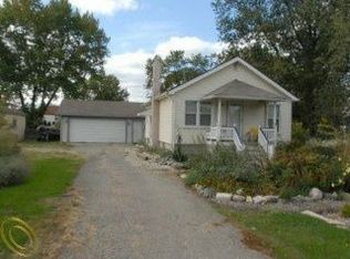 3251 Troy Dr, Troy, MI 48083