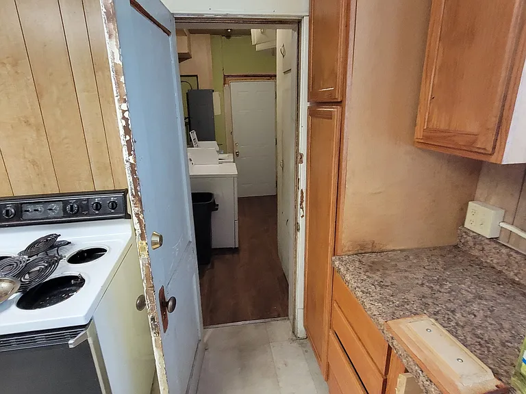 421 N 16th St #4 — Photo 8