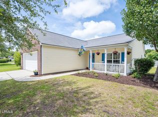 4 Hidden Lakes Ln, Bluffton, SC 29910