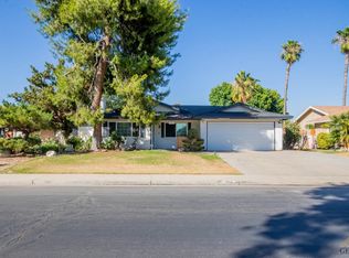 5904 Nutmeg Dr, Bakersfield, CA 93309