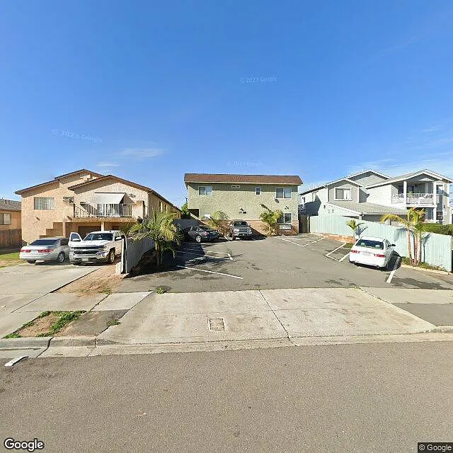 2626 Highland Ave #E