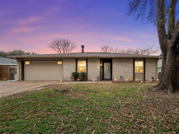 318 Clearwood Dr, Grand Prairie, TX 75052