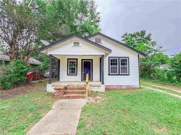 38 Flock Ave, Prichard, AL 36610