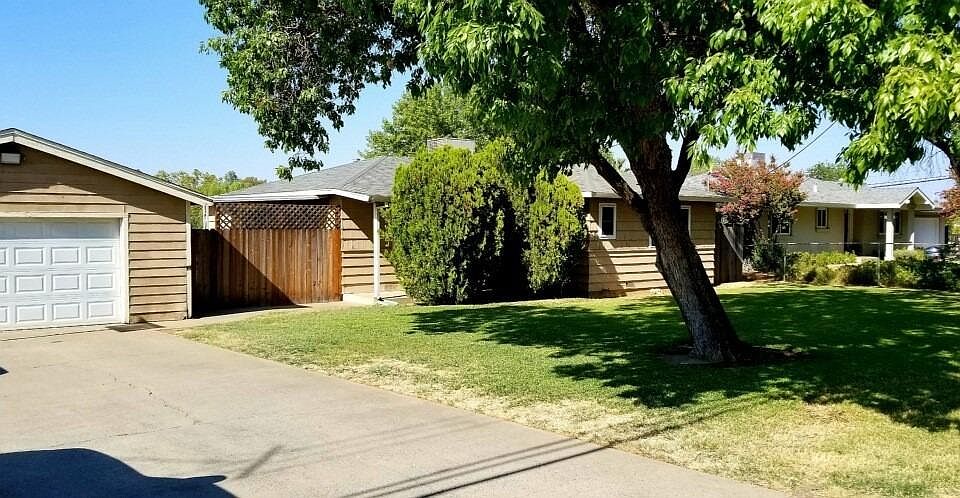 2nd image of 545 Elverta Rd