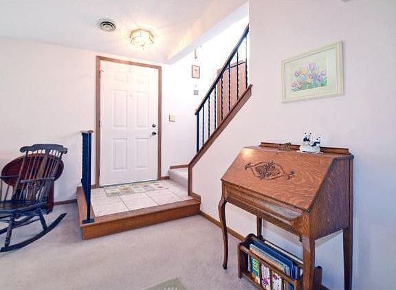 2nd image of 3624 Gershwin Ln N